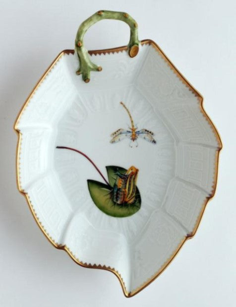 WATERLILY DINNERWARE