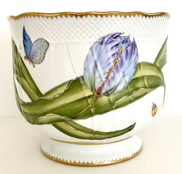 HAND PAINTED GIFTWARE