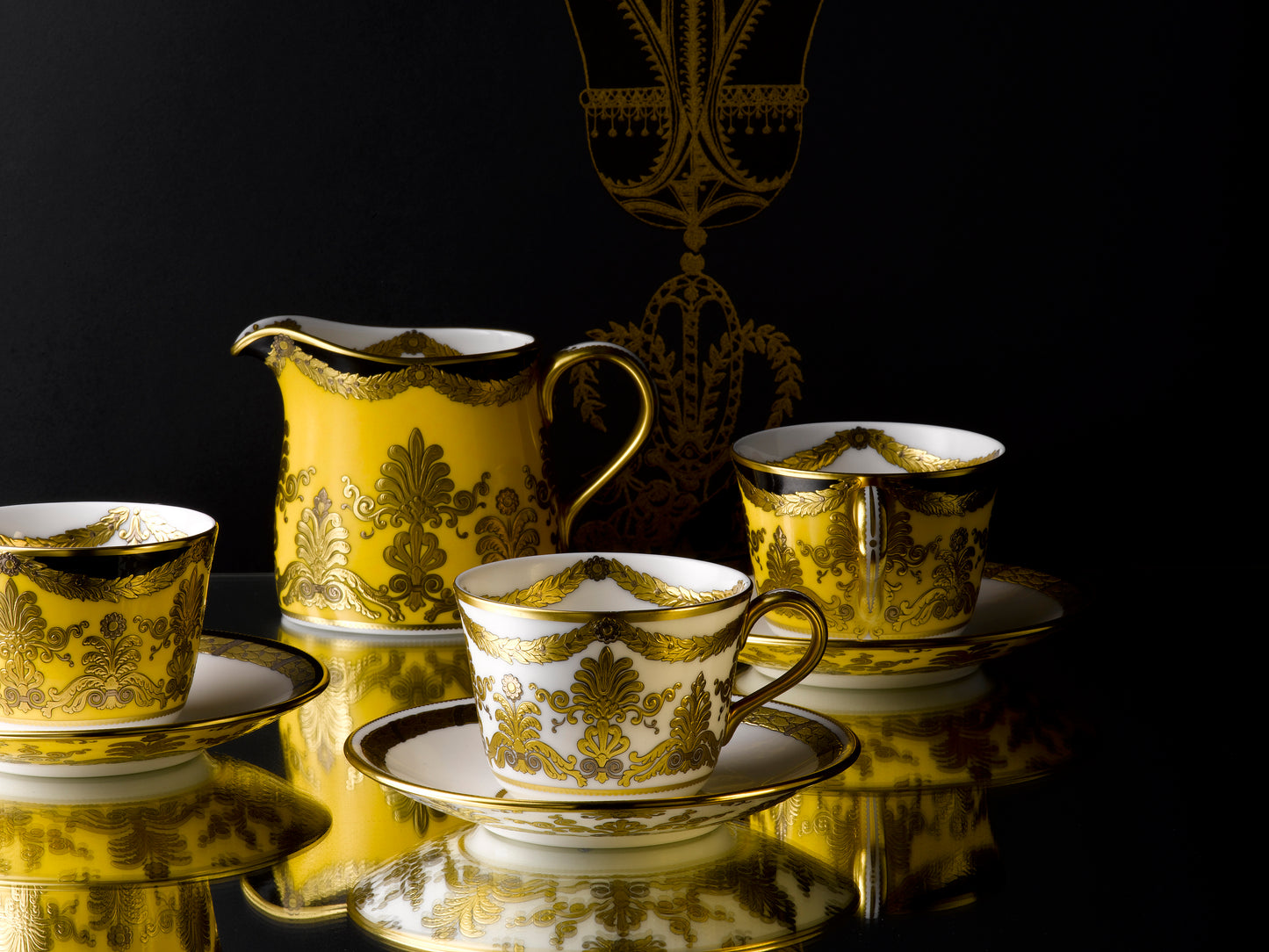 Pearl Palace Teapot