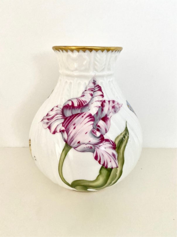HAND PAINTED GIFTWARE