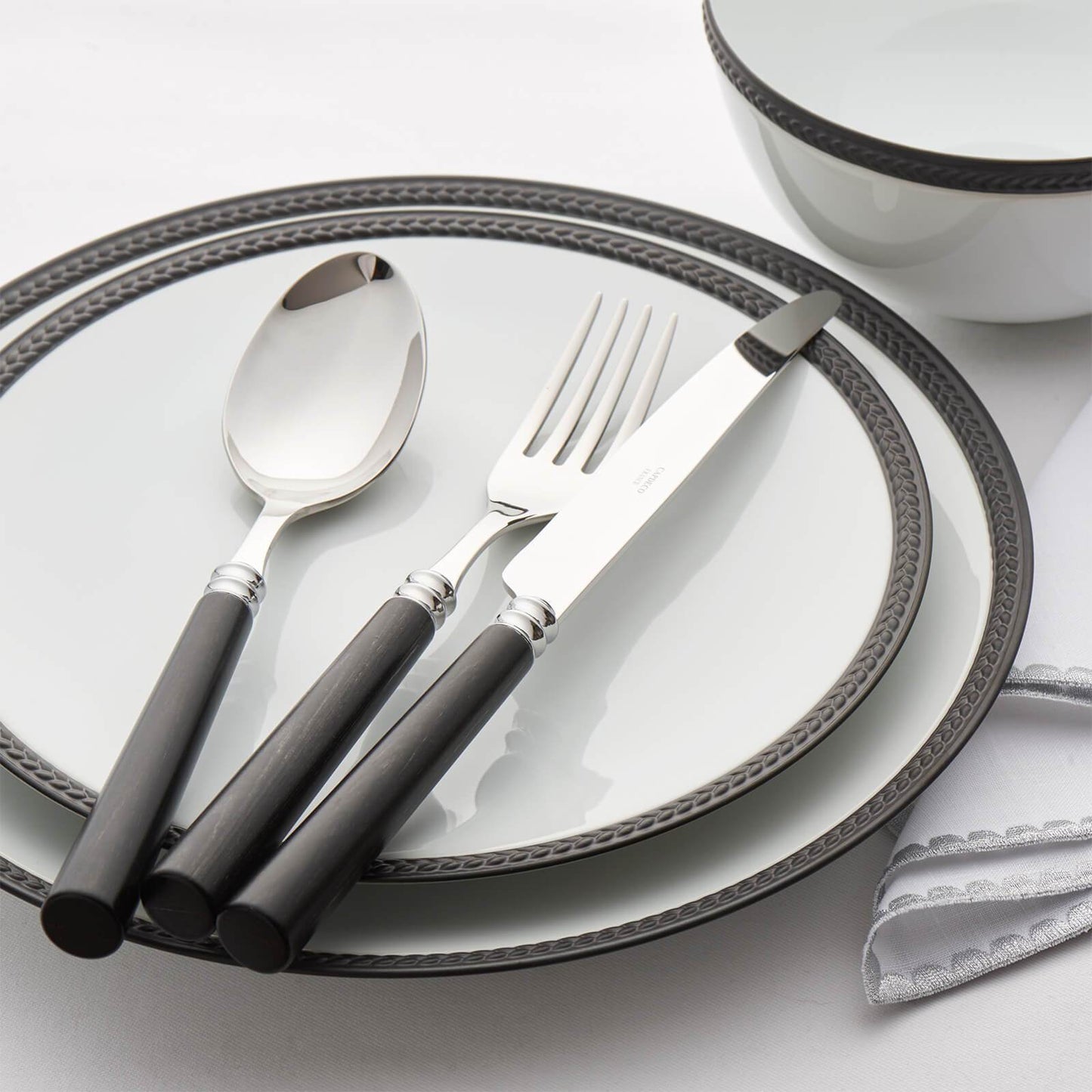 Marat - 5 Piece Place Setting (Black Wood)