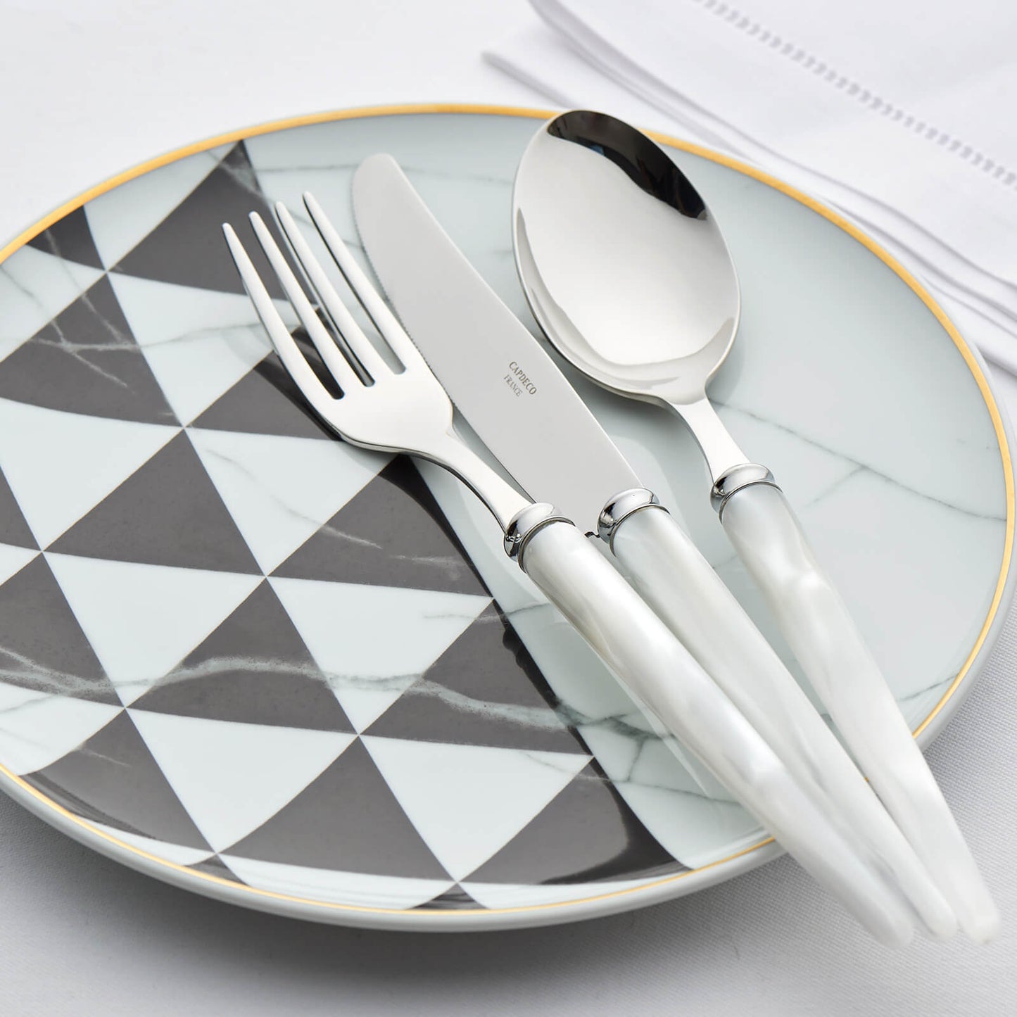 Tang - 5 Piece Place Setting