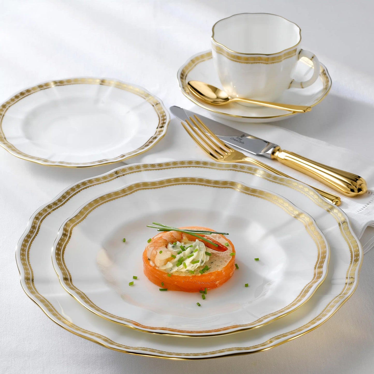 CARLTON GOLD DRINKWARE