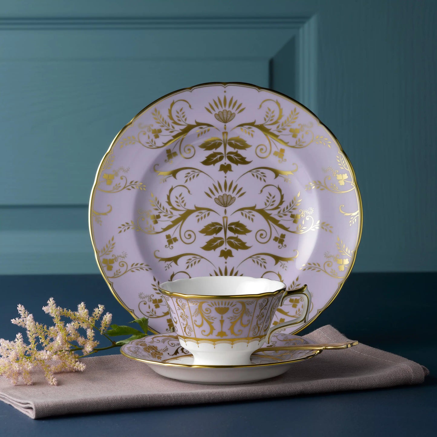 Harlequin Tea Cup & Saucer