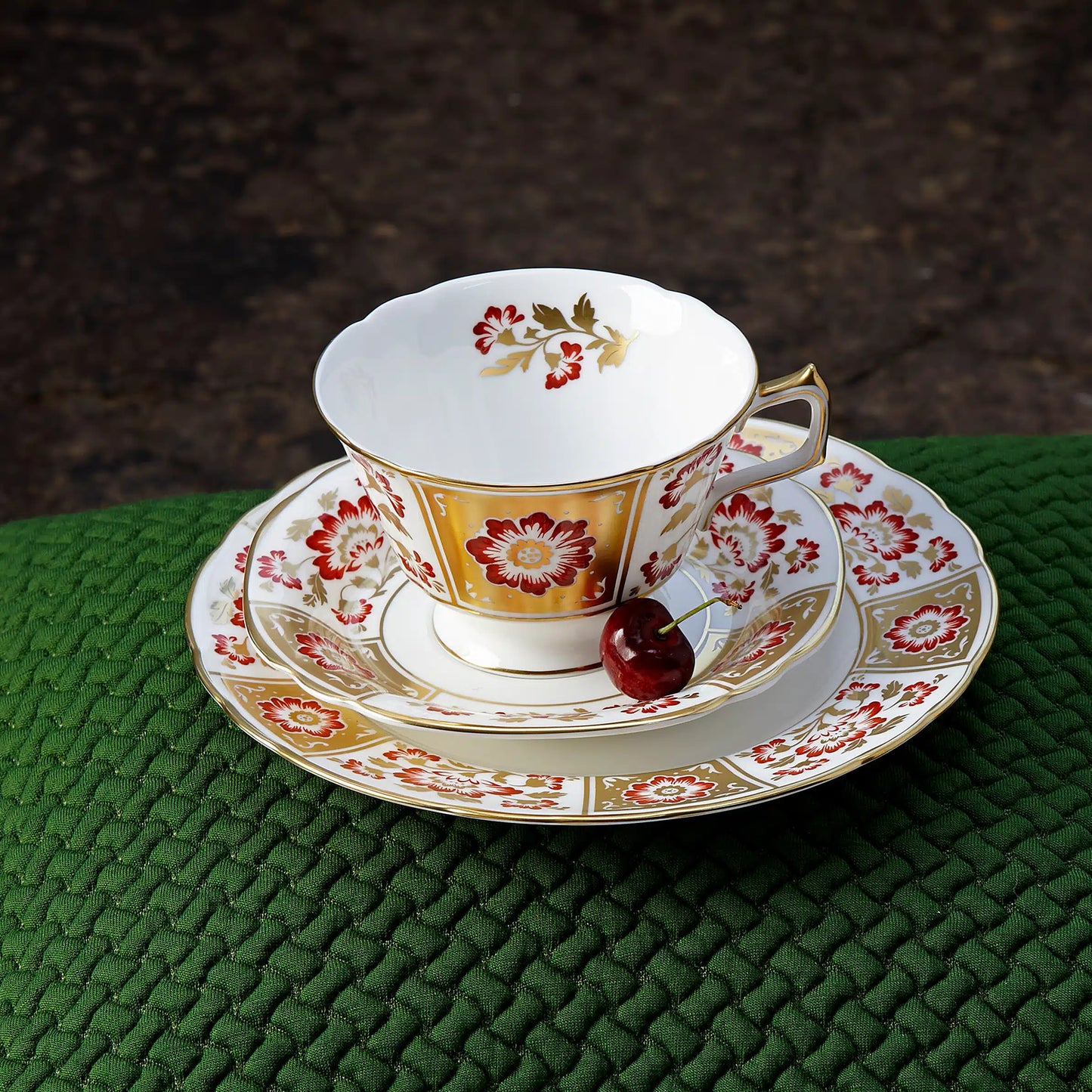 Derby Panel Red Drinkware