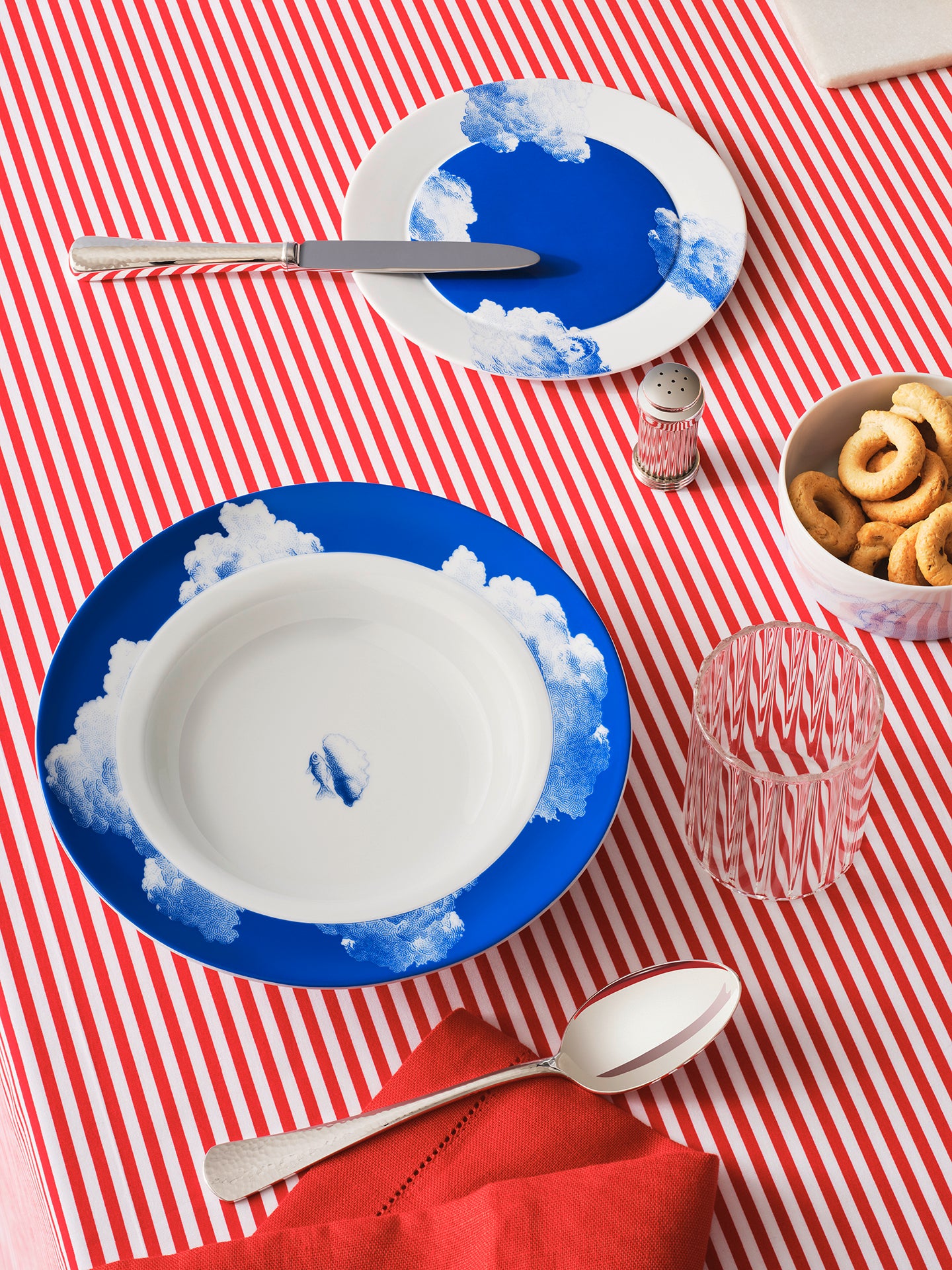 REVERIE B&B PLATE