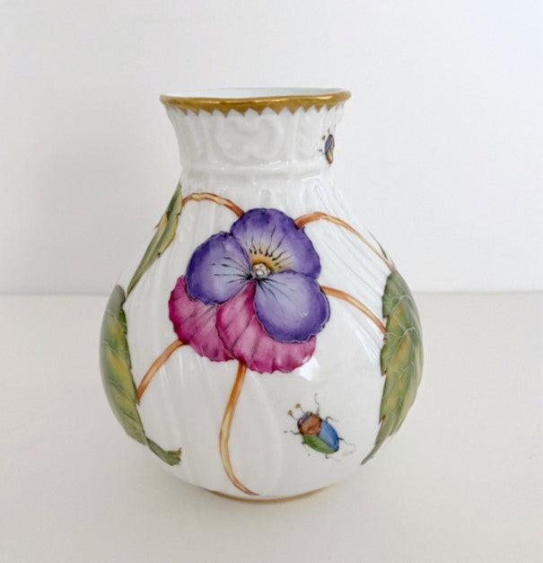 HAND PAINTED GIFTWARE