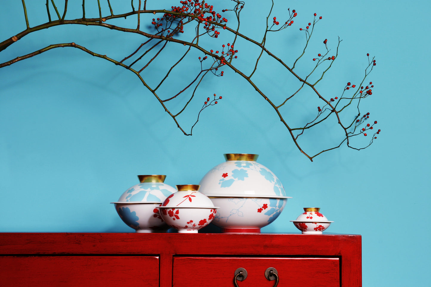 Emperor's Garden Cloches, Coupe