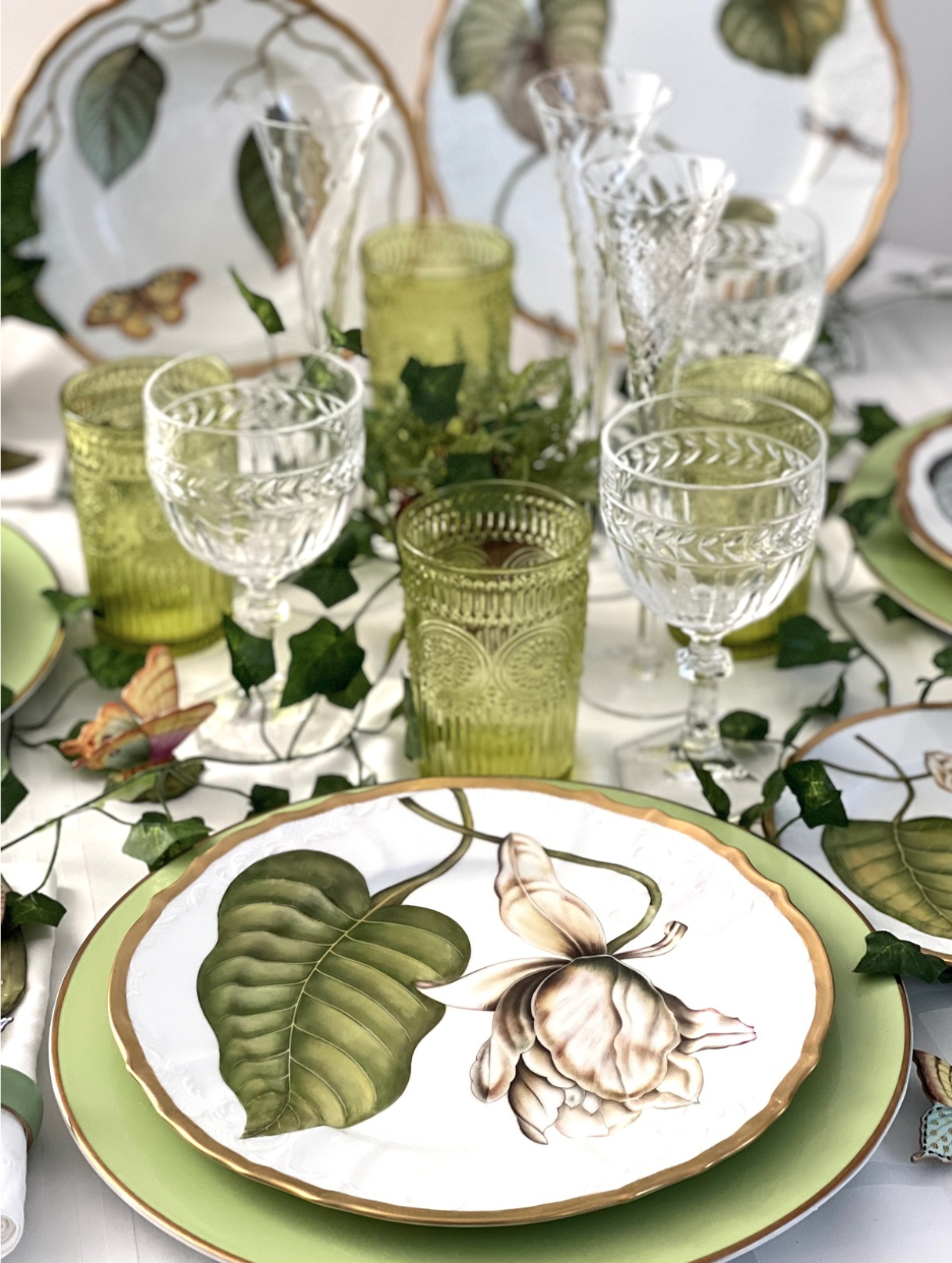 MAGNOLIA DINNERWARE