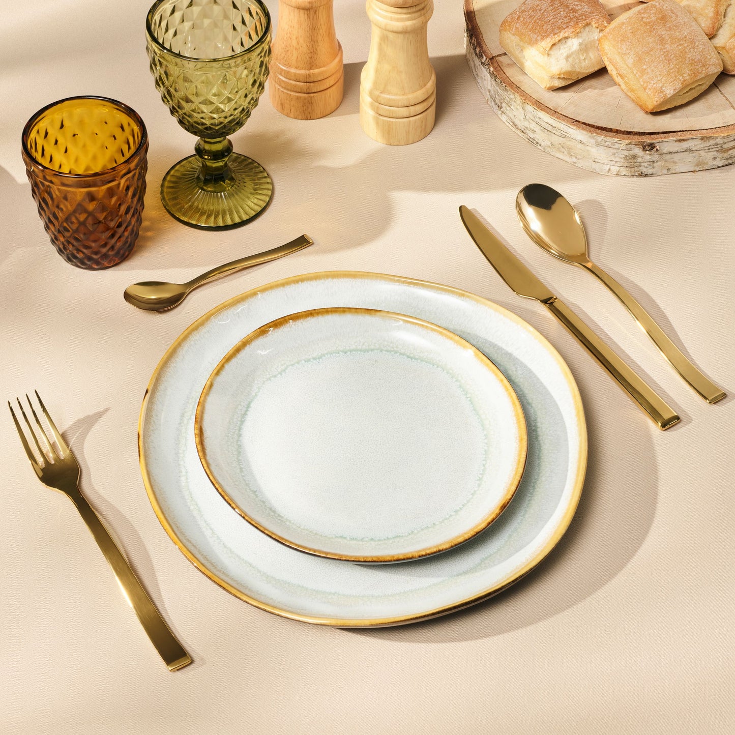 Side PVD Finish - 5 Piece Place Setting