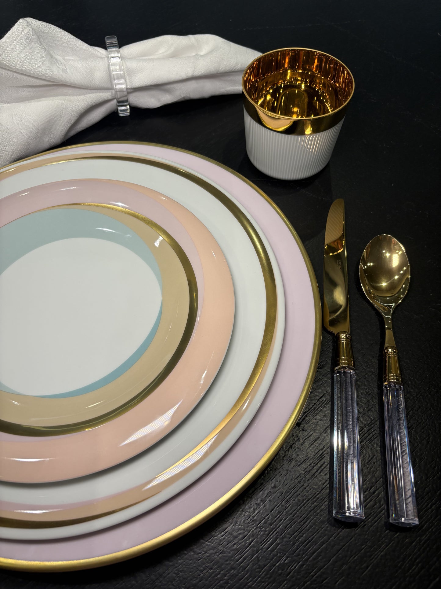 Monaco Charger - Pastel Pink