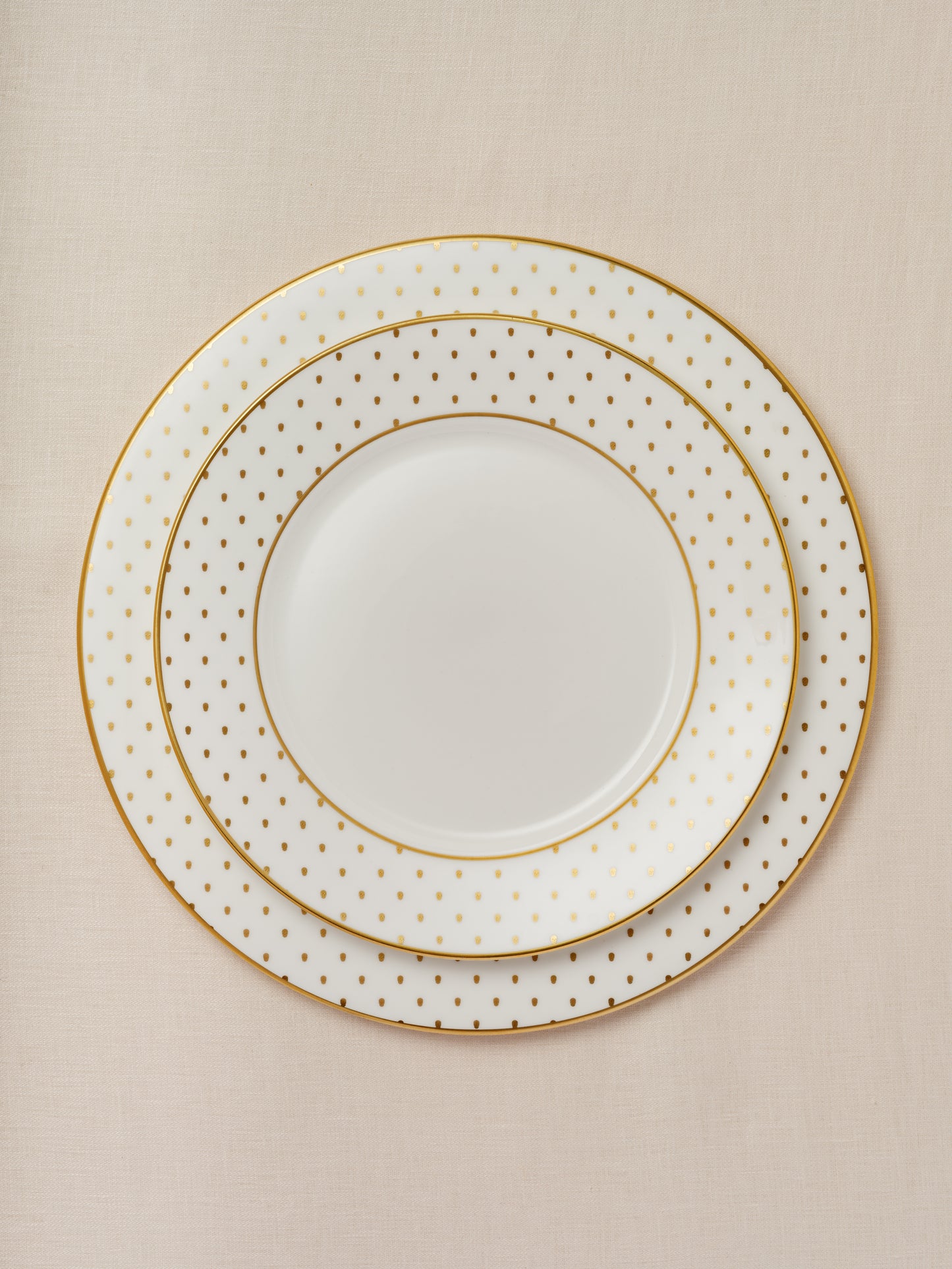 W1 White Buffet Plate