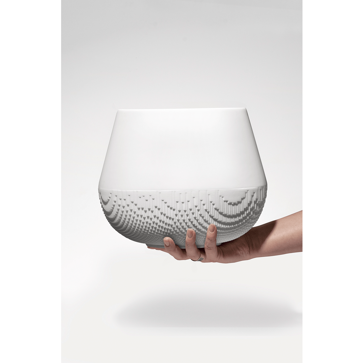 EVOLUTION OVAL VASE