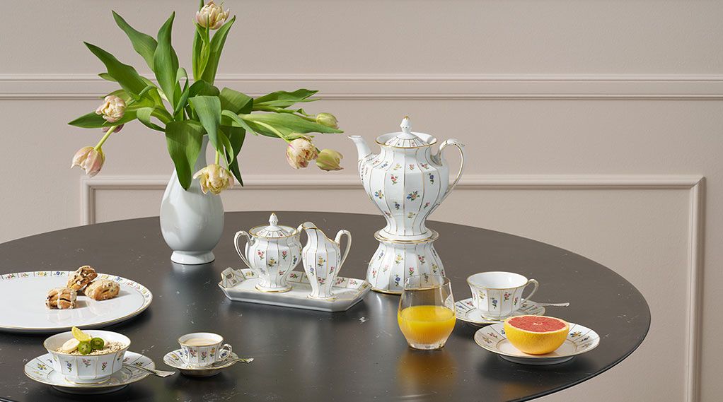 Mille Fleurs Sandwich Plate