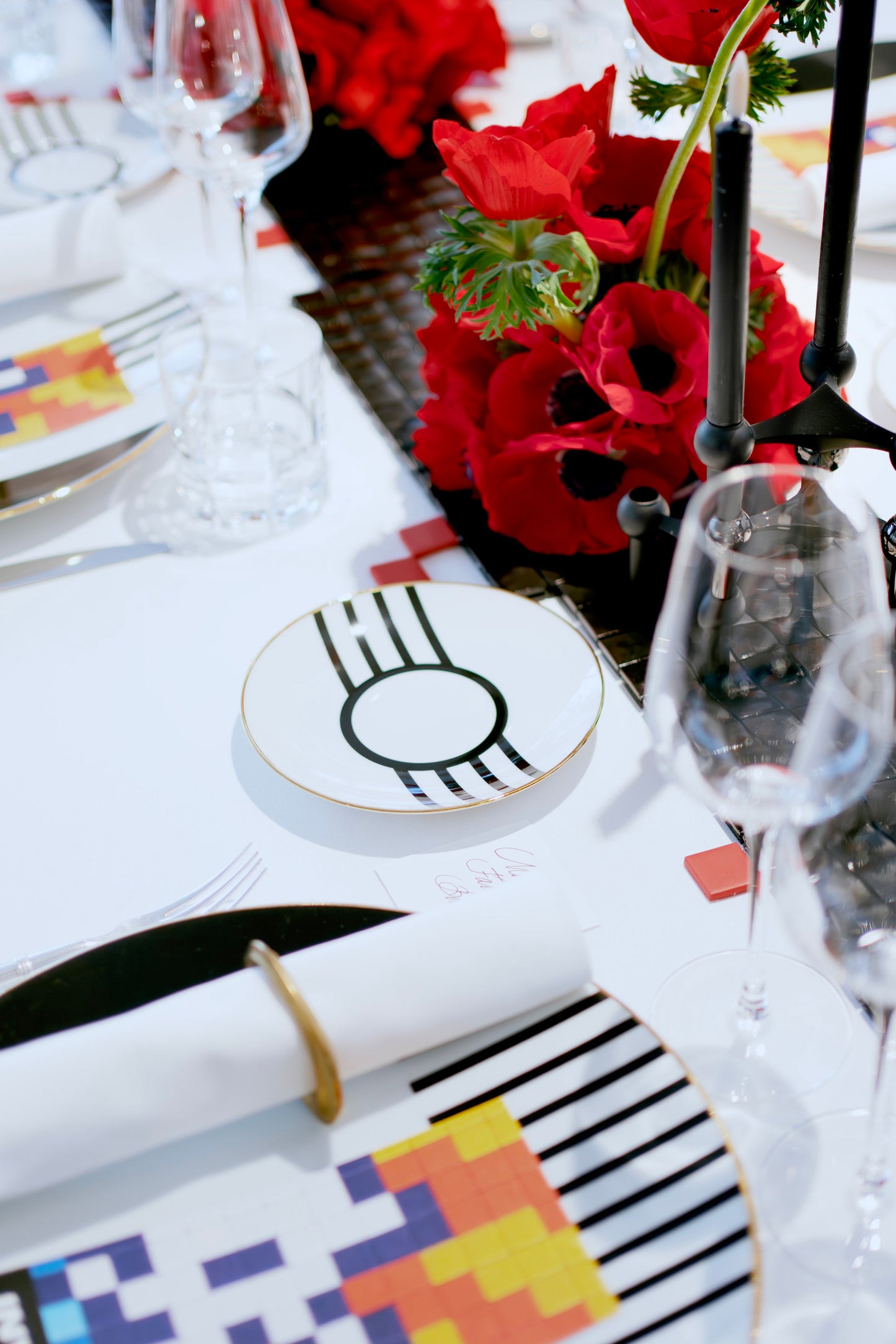 Teatro Black Platter, Round