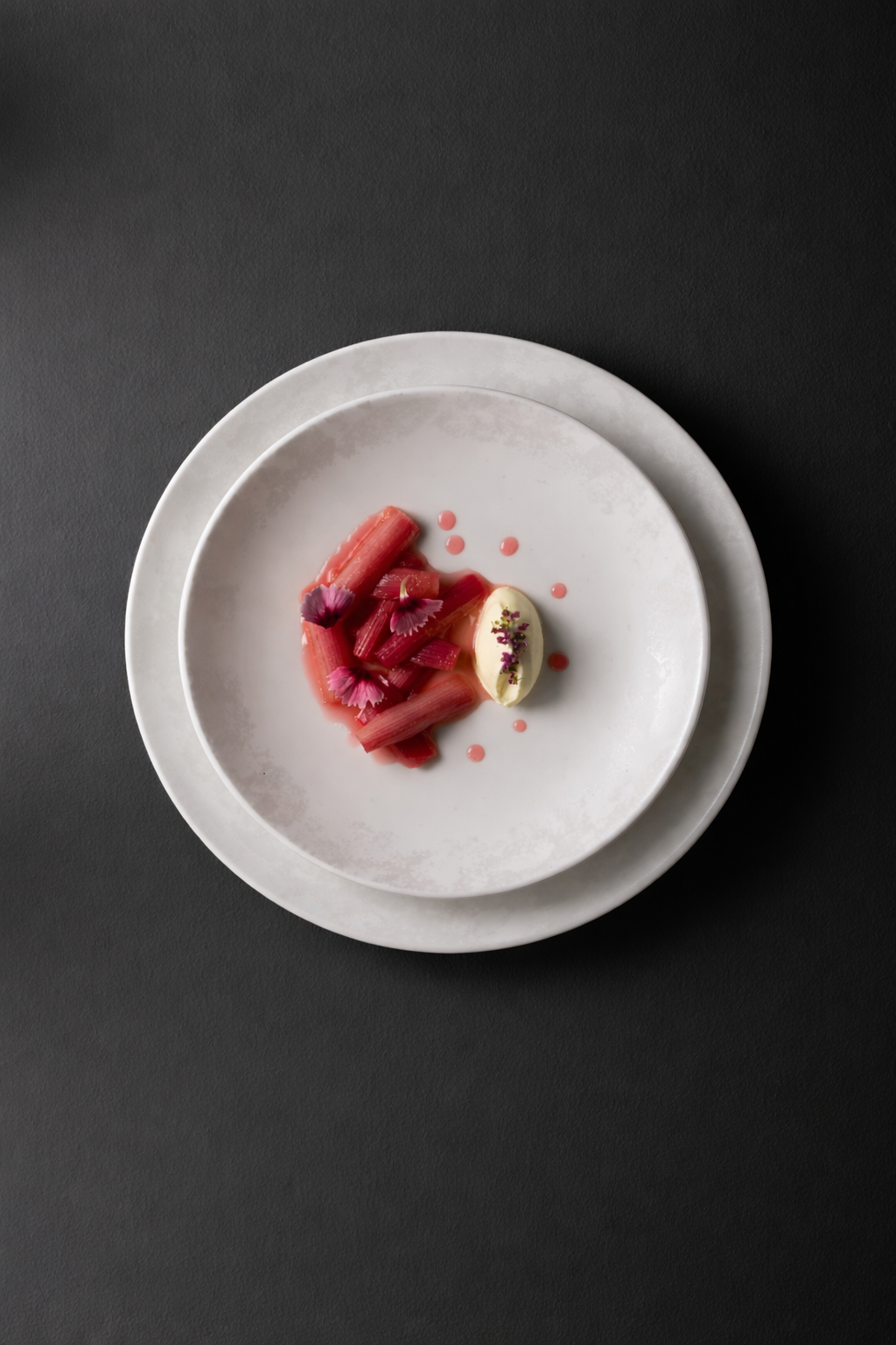 Crushed Velvet Pearl Dinner Plate