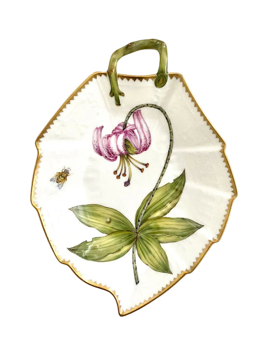 Hand Painted Leaf Plate - Full Bloom Pink/White Tulip