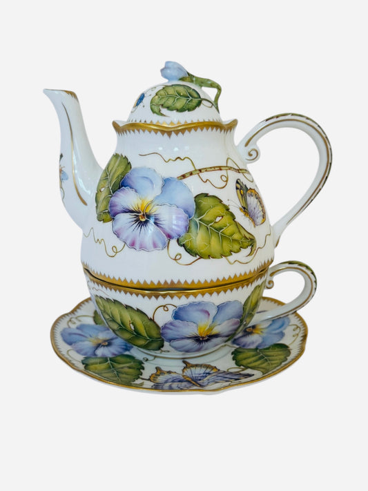 Effortlessly Elegant - Personal Tea