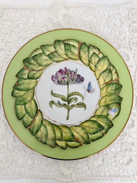 Embossed Grean Leaf Dinner Plate