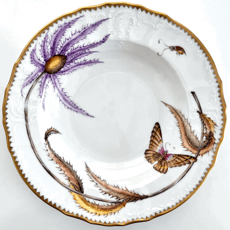 Thistle Dinnerware