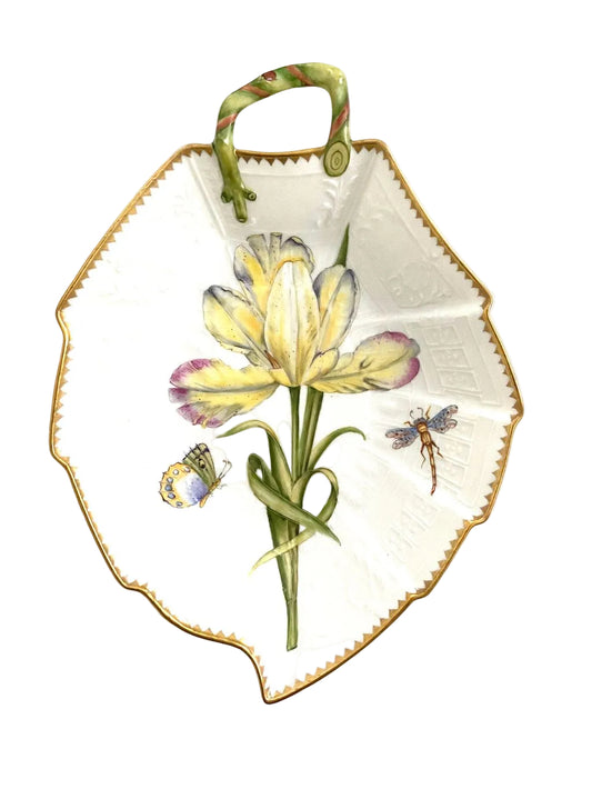 Hand Painted Leaf Plate - Full Bloom Pale Yellow Tulip