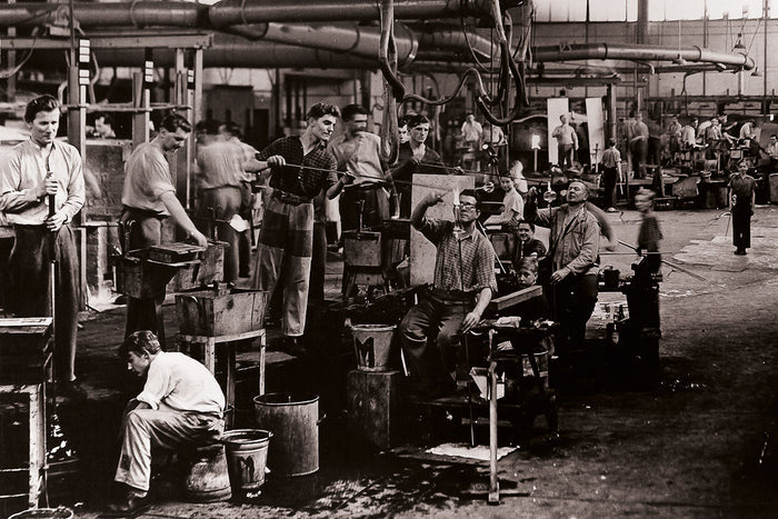 Heritage: Inspiring origins. Born from the values of historical roots. Tradition and innovation—a commitment to the future.